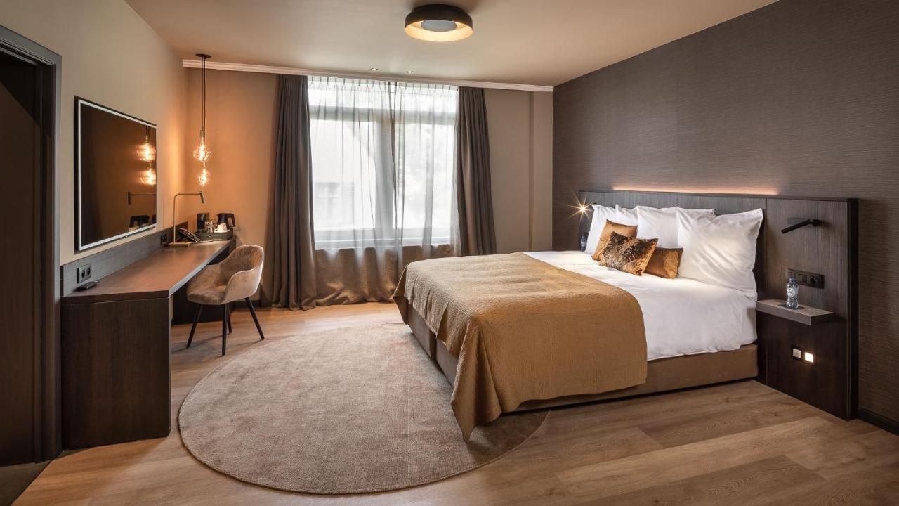 Hotel Britannia Knokke-Heist Exterior photo